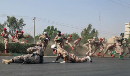 SON DƏQİQƏ! İranda dəhşət: Ordu silahdan istifadə edir - Çox sayda ölü və yaralı var