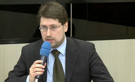 Rusiyalı ekspert: “Ermənistanın suveren hökuməti yoxdur”