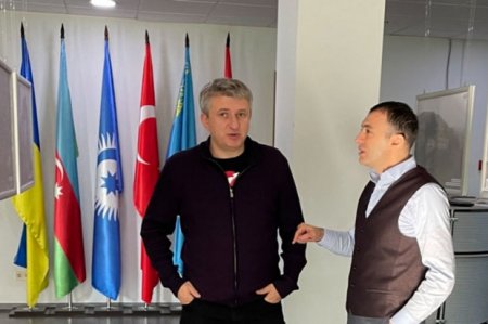 Ukraynalı bloger Azərbaycanın regionda söz sahibinə çevrilməsindən danışıb - FOTO