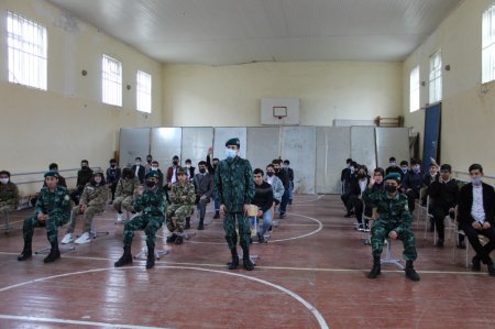 “Zəfər Salnaməsi” layihəsi çərçivəsində növbəti görüş şəhər 5№-li tam orta məktəbdə baş tutdu