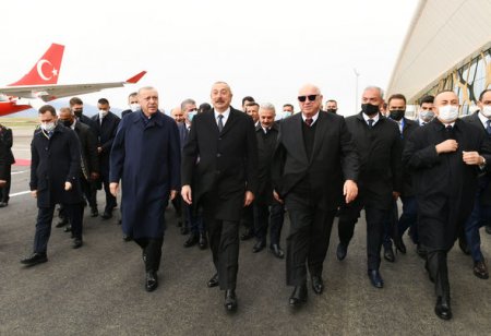 İlham Əliyev və Ərdoğan Füzuli aeroportunda - FOTO